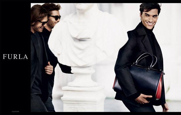 Furla-Fall-Winter-2015-Mario-Testino-03-620x394