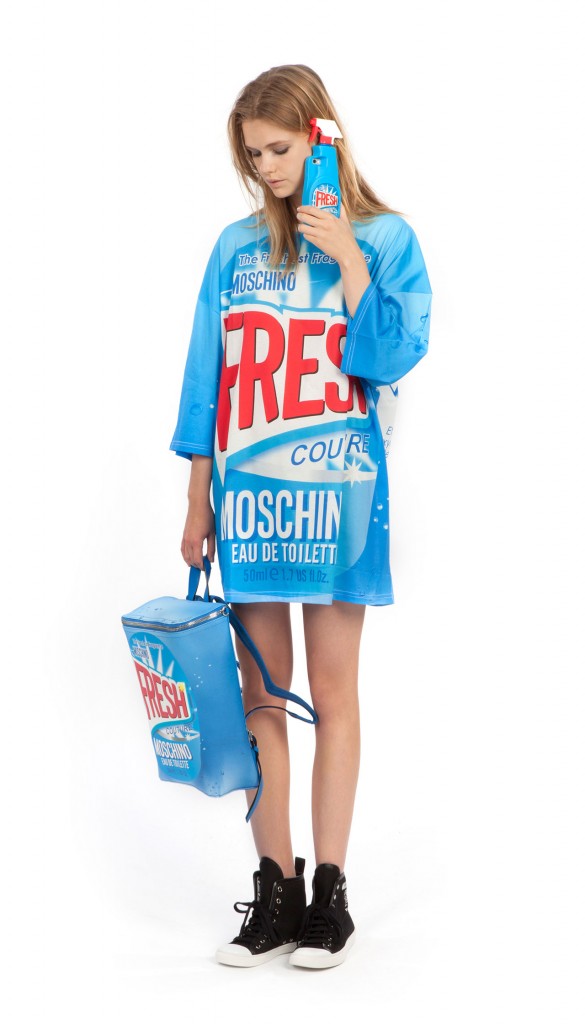 moschino_fresh_fragrance_i_phone
