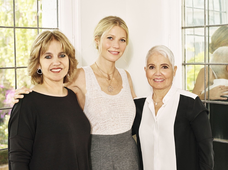 Rosa Tous, Corporate Vice President of TOUS Jewelry; Gwyneth Paltrow and Rosa Oriol, Founder of TOUS Jewelry (PRNewsFoto/TOUS)