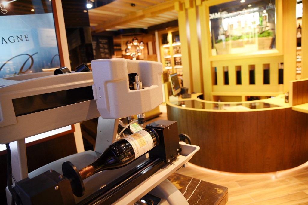 Le Clos New Store Bottle Engraving