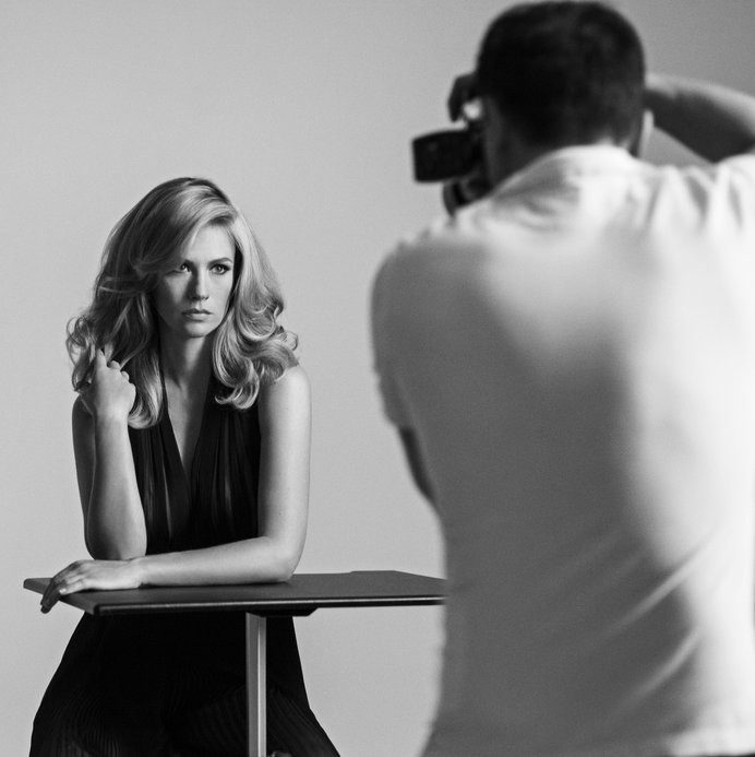 january_jones_l