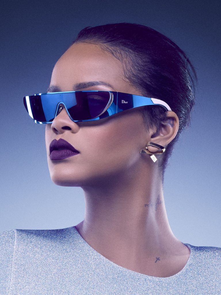 01_lunettes_rihanna_slideshow