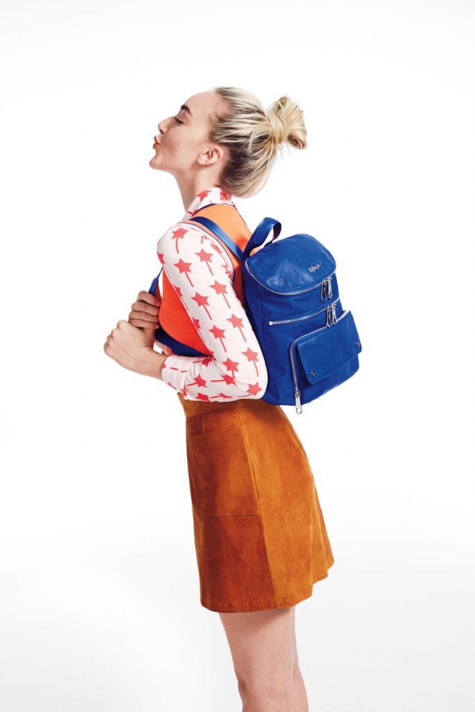 Smith-Sisters-Kipling-2016-Backpack-Campaign03