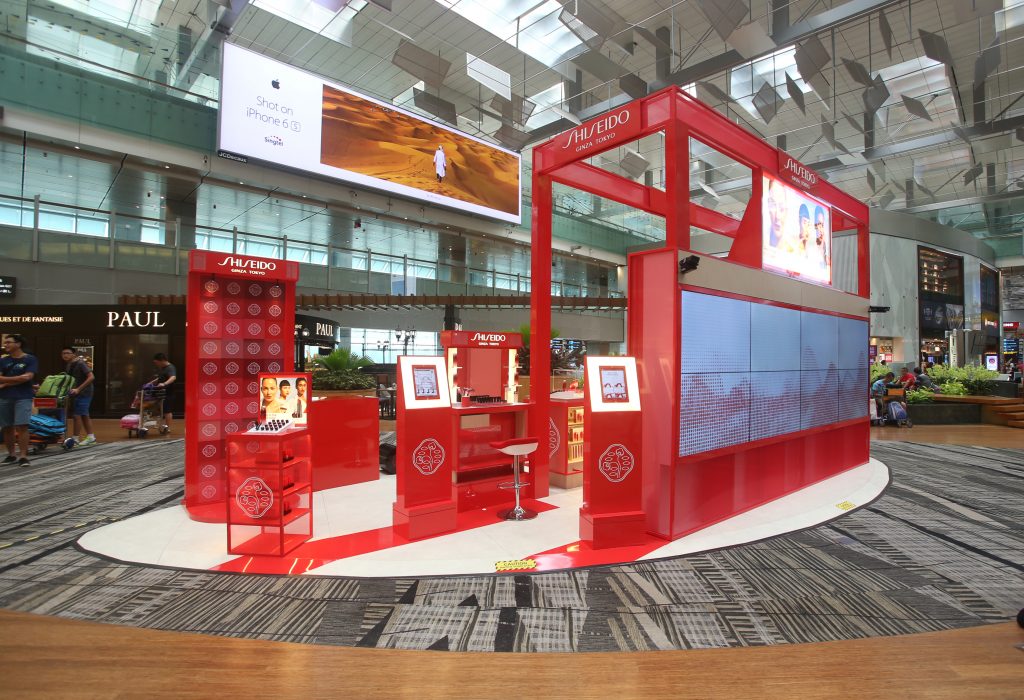Shiseido Rouge Rouge Changi T3 - concourse 1