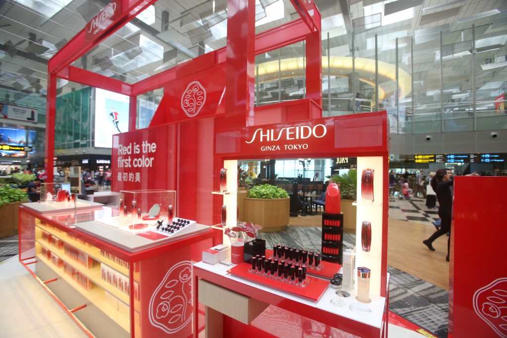 Shiseido Rouge Rouge Changi T3 - make-up counter