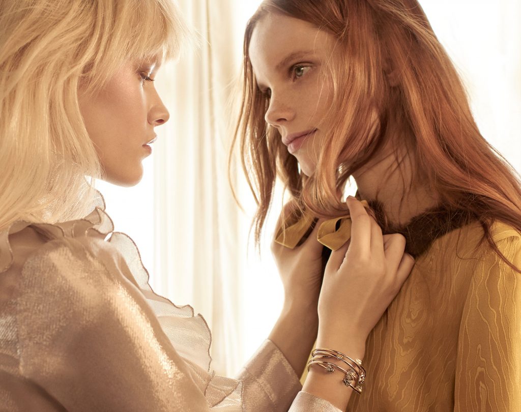 gucci-jewellery-watches-spring-summer-2016-eva-daria-minaeva-polina-oganicheva-by-glen-luchford-01