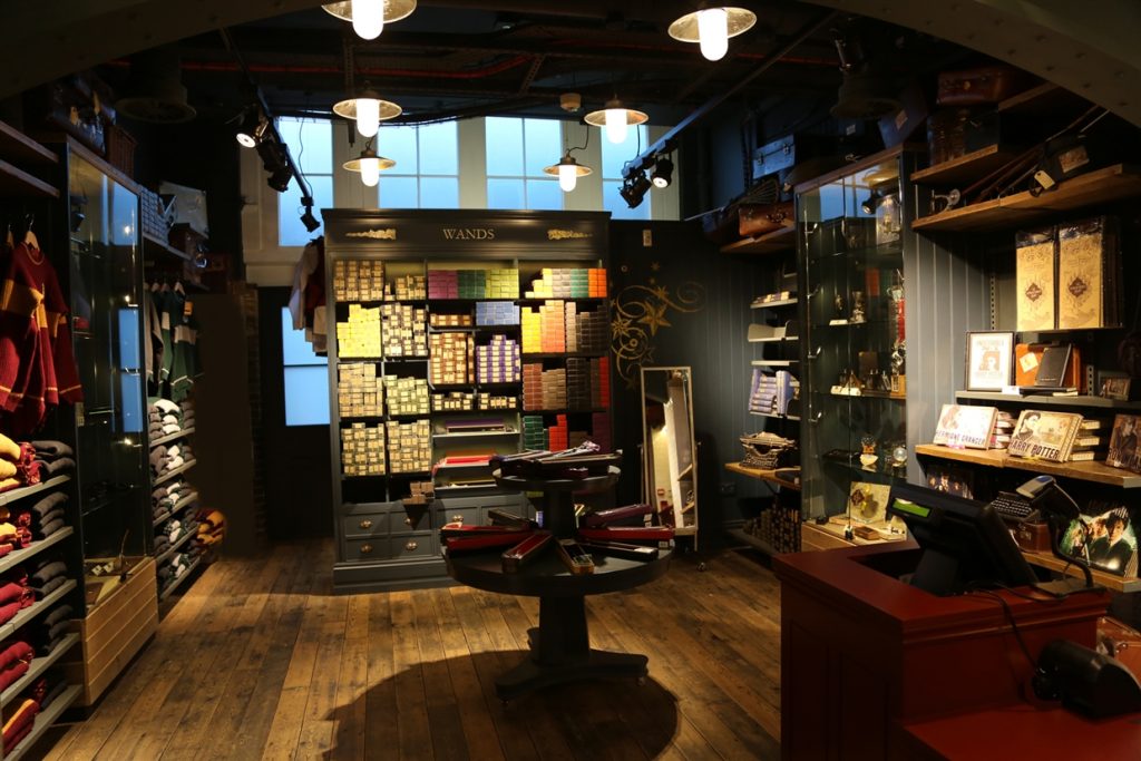 rs_shop-interior