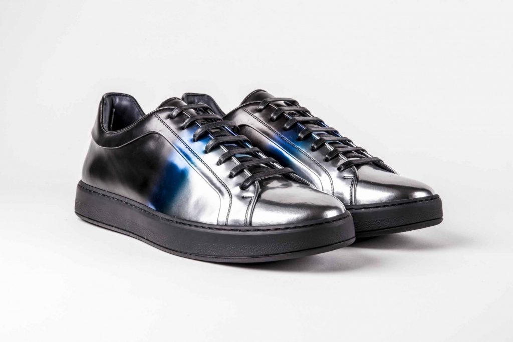 04_slideshow_dh_sneakers_spring2017