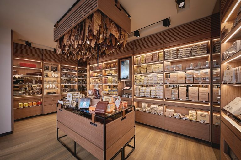 Davidoff Cave à Cigare opens at Paris CDG duty-free store – Duty Free ...