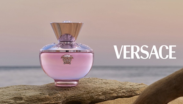 VERSACE debuts new Dylan Blush Pour Femme scent in duty-free