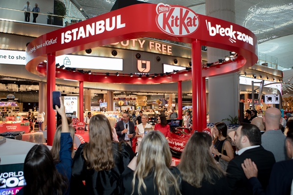 KitKat & Formula 1® rev up the excitement at Istanbul Airport