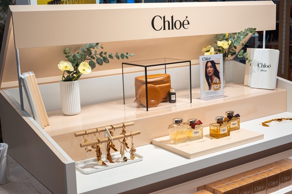 Chloé treats travellers to a ‘Bouquiniste Pop-Up’ at Geneva Airport