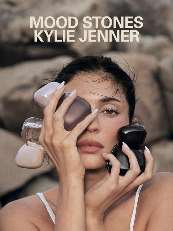 KYLIE JENNER launches new fragrance trio ‘MOOD STONES’